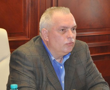 Tribunalul a amânat decizia privind sechestrul pe averea lui Constantinescu